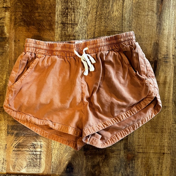 Billabong Shorts Theyre An Orangey Pink Color And Need To Be Ironed